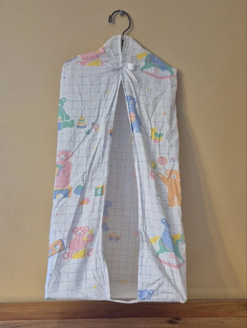 Vintage 80's Pastel Teddy Bears Hanging Diaper Stacker by C. Amsinck